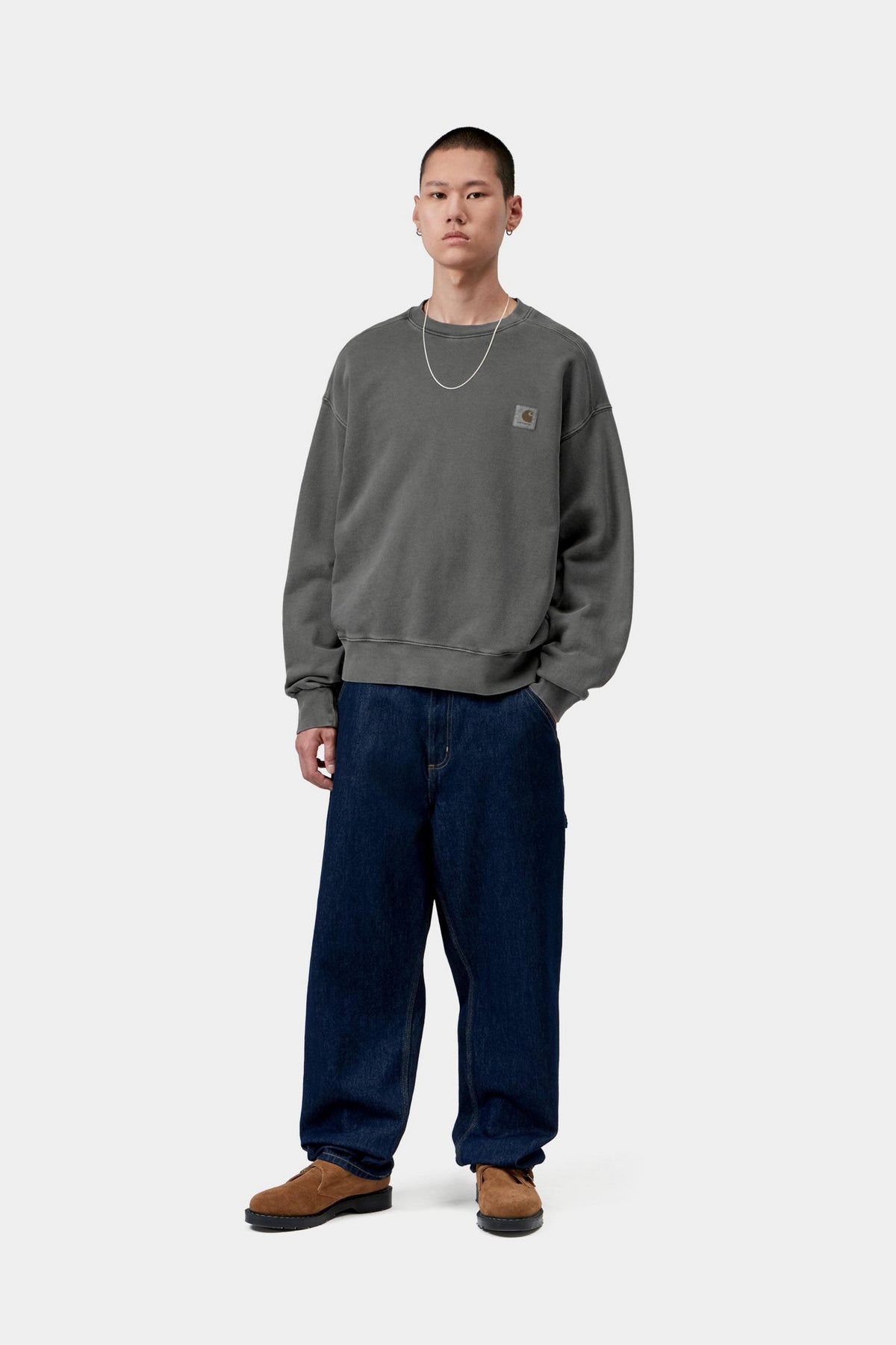 Vista Sweat - Black garment dyed