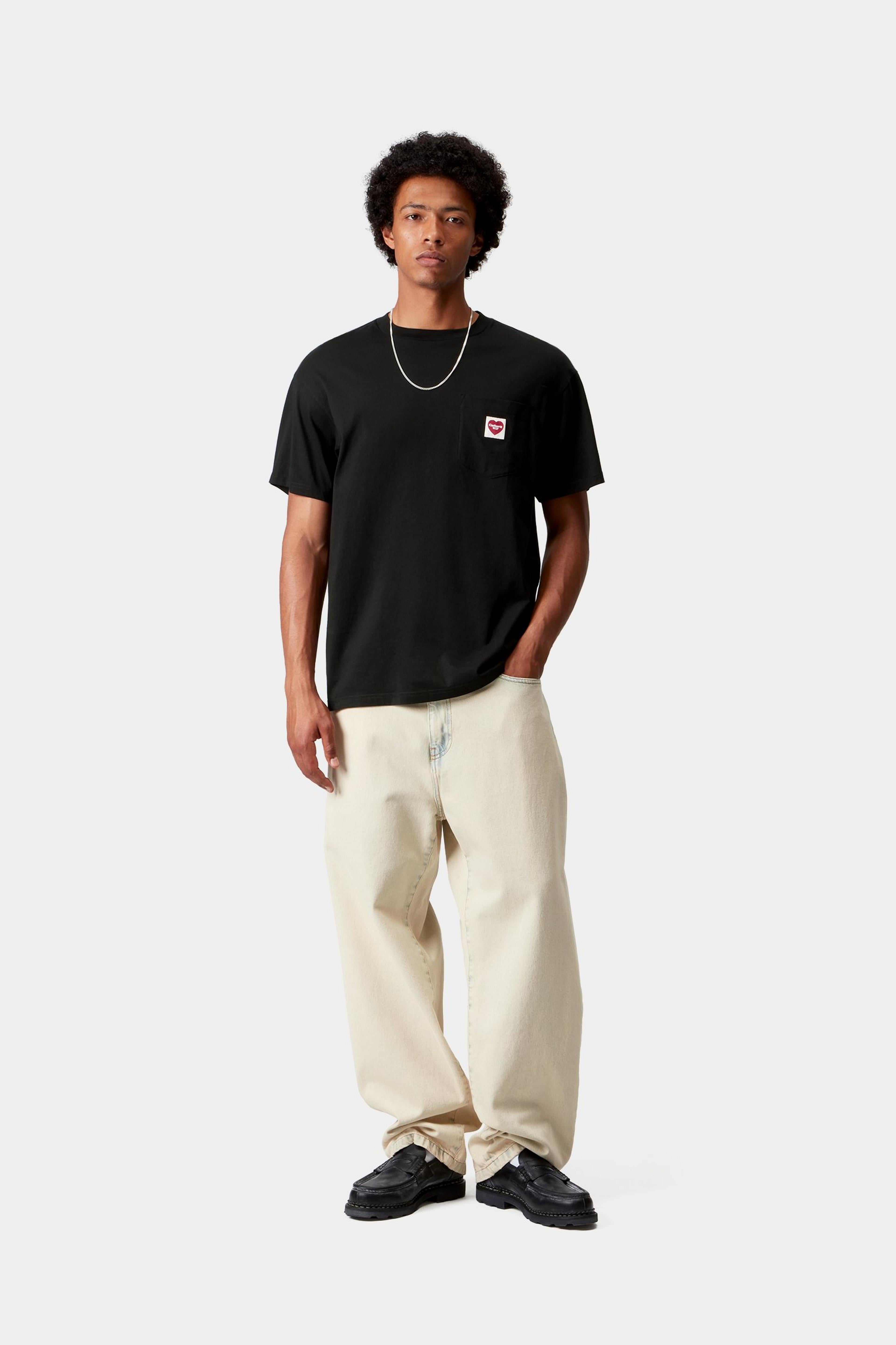 S/S Pocket Heart T-Shirt - Black / Red