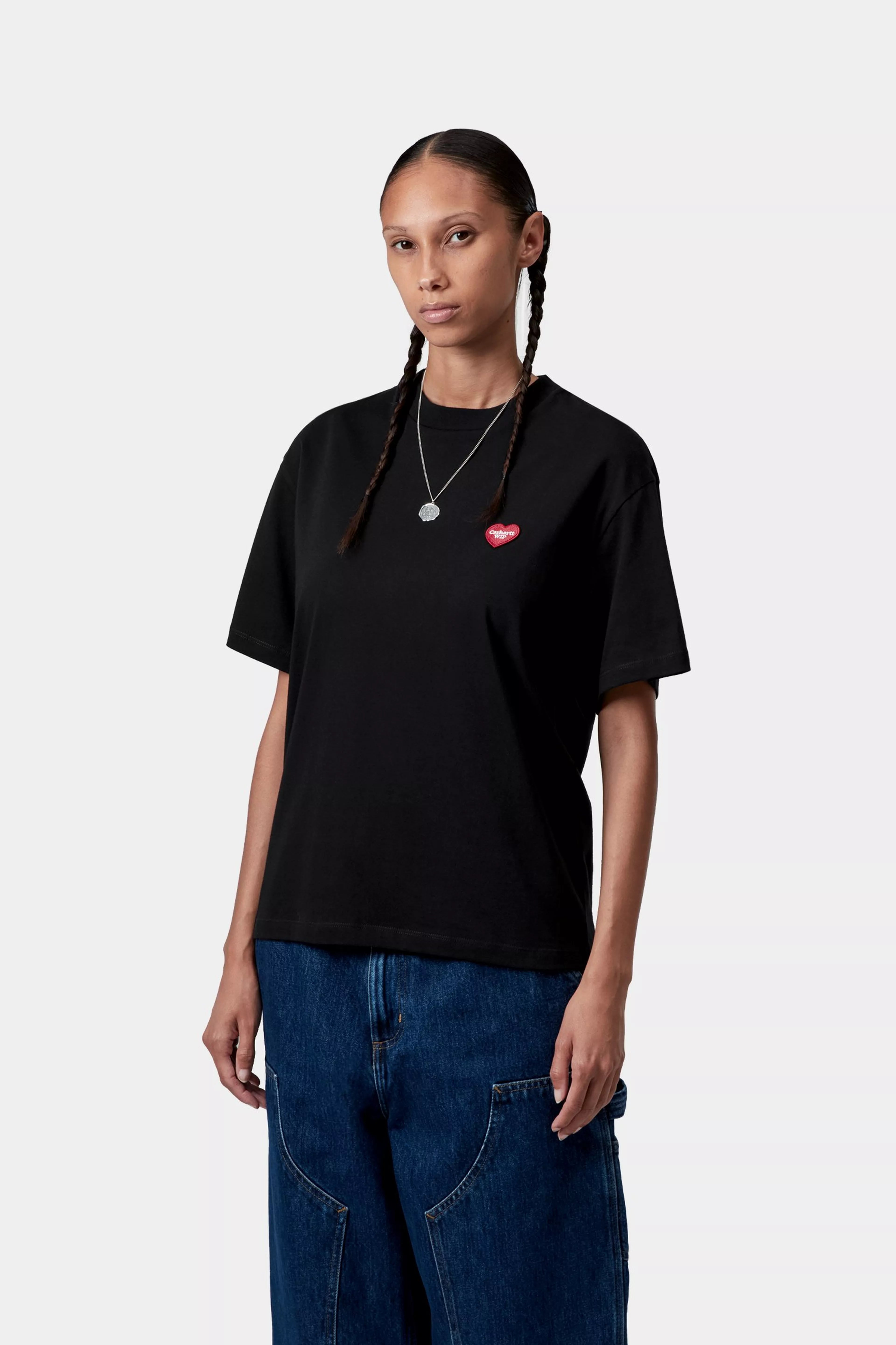 W' S/S HEART PATCH T-SHIRT - Black / Red