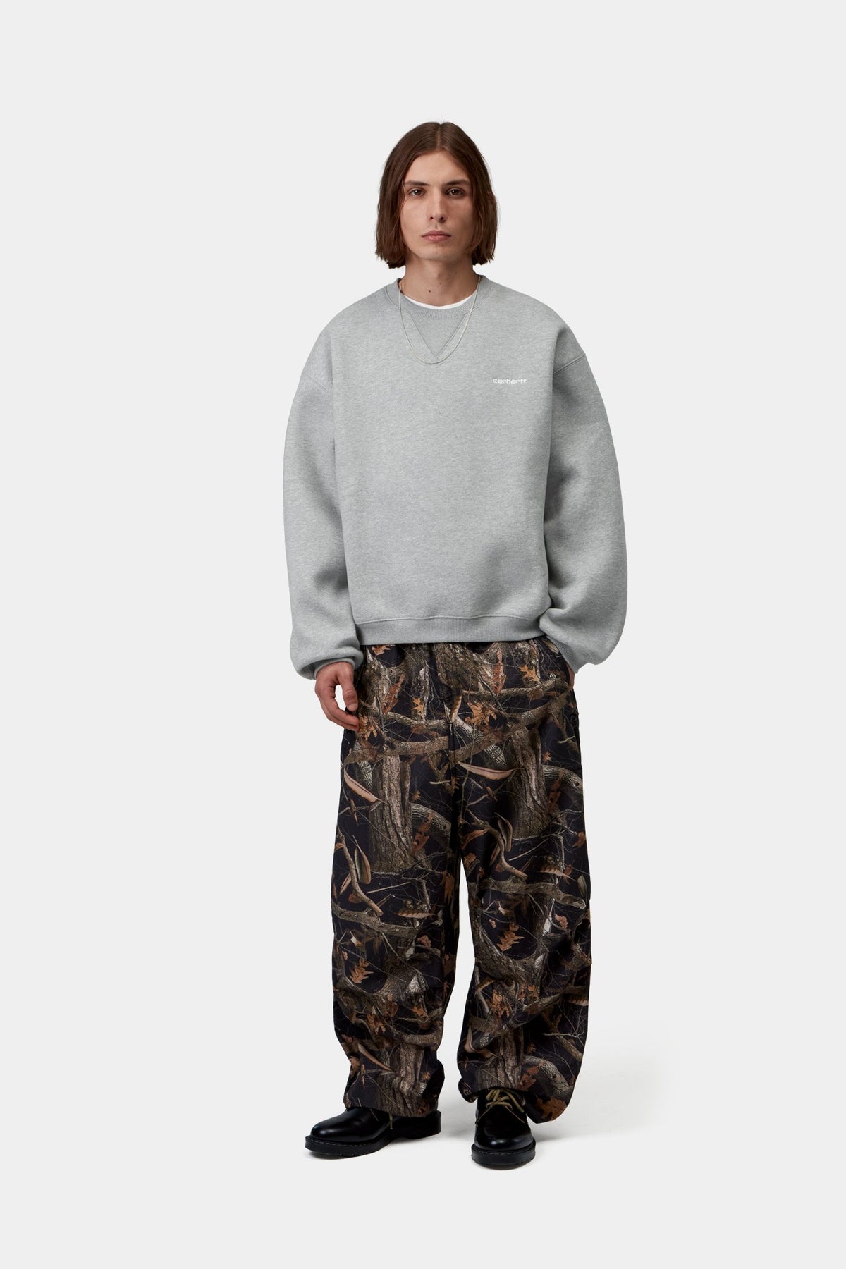 Ebbert Sweatshirt - Grey Heather / White