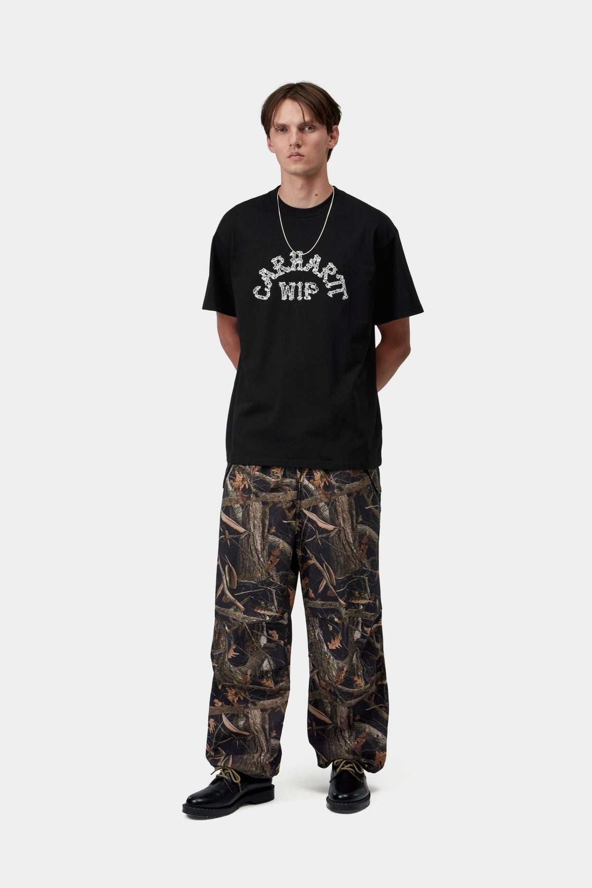 S/S Ribbon Script T-Shirt - Black