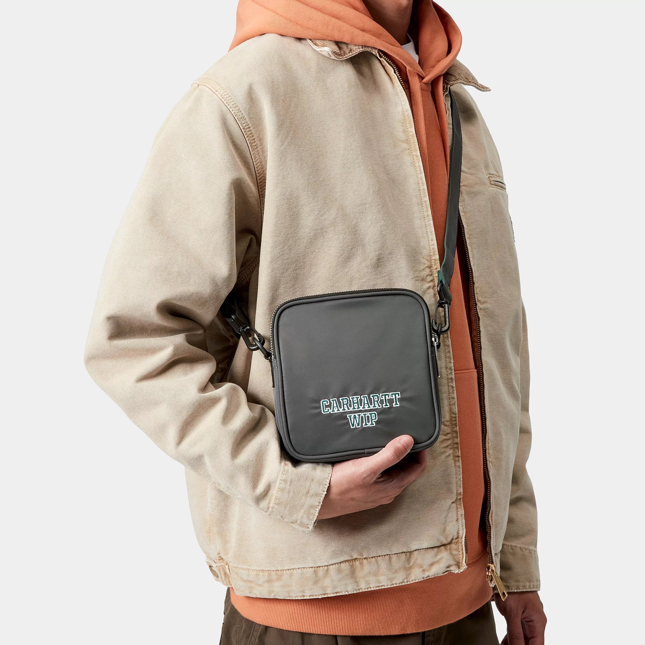 ALUMNI ESSENTIALS BAG SMALL - Graphite / Dark Fir