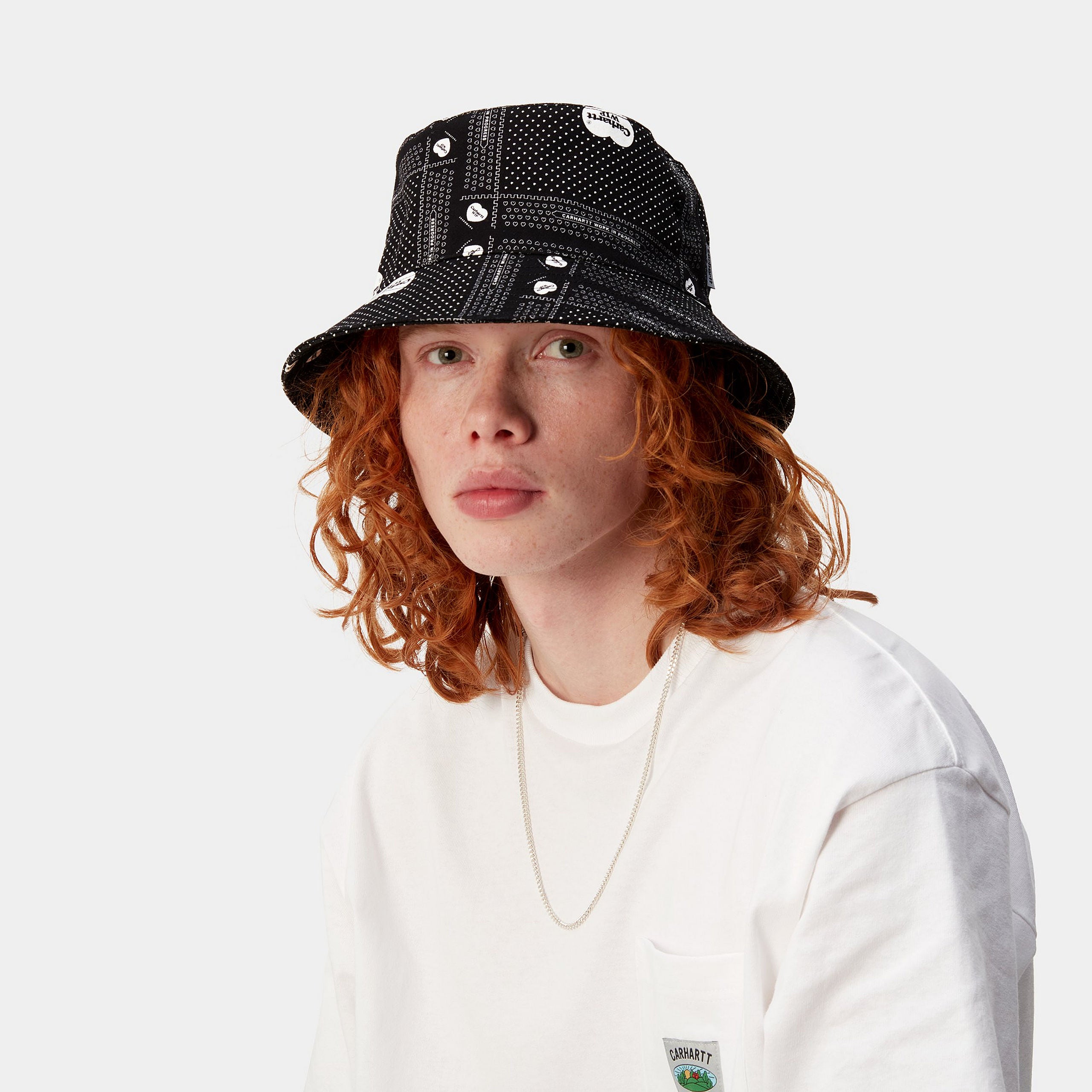 GRAPHIC BUCKET HAT - Heart Bandana AOP, Black