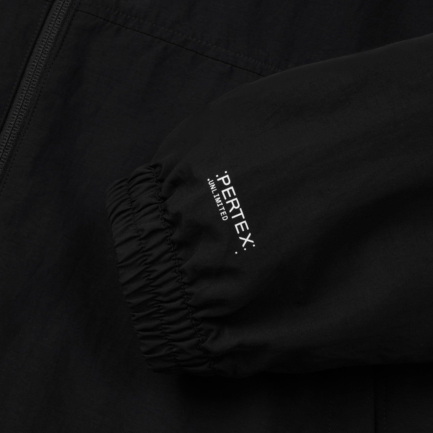 Onyx Jacket - Black / White