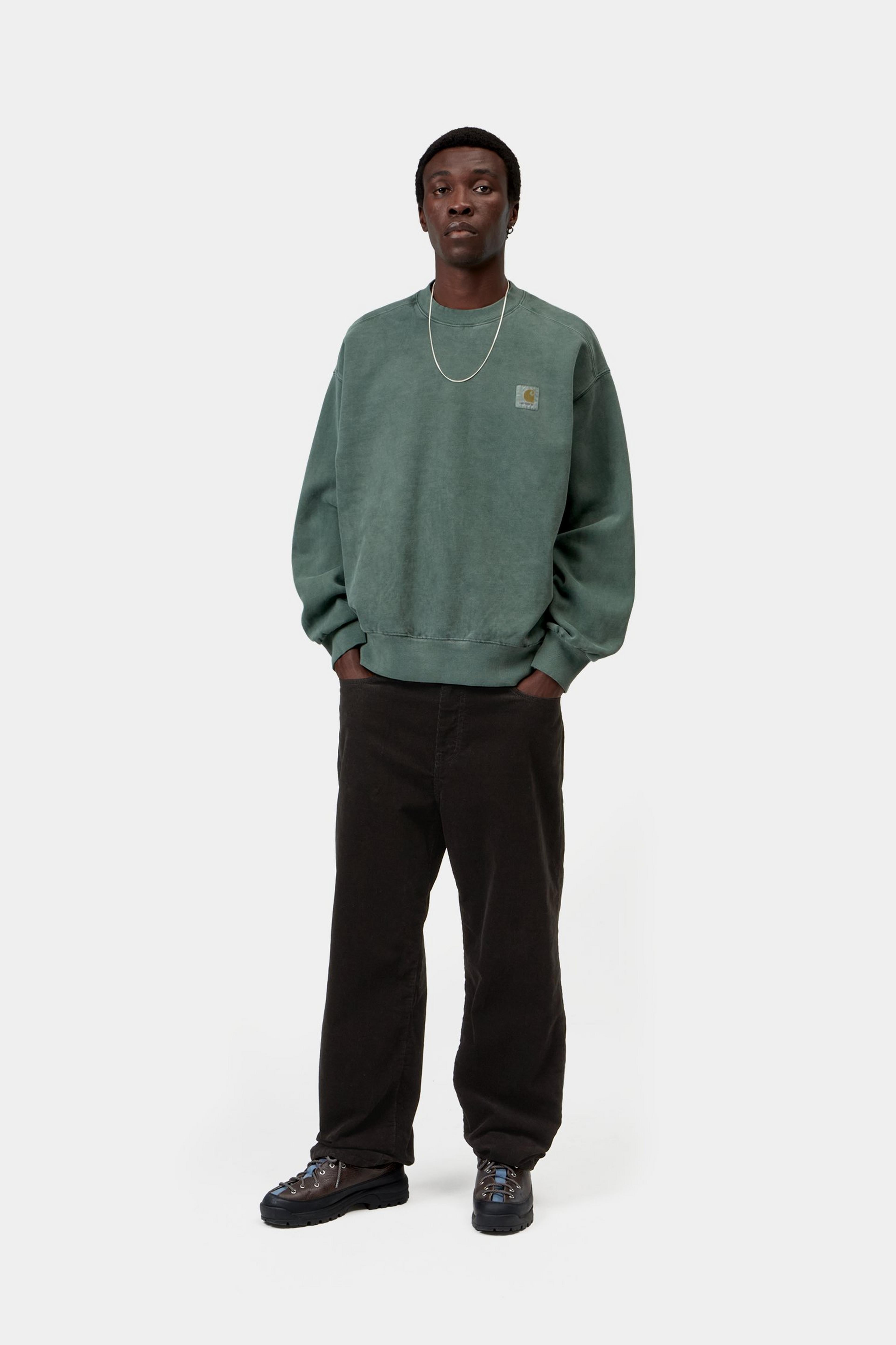 Vista Sweat - Dark Scarab garment dyed 4