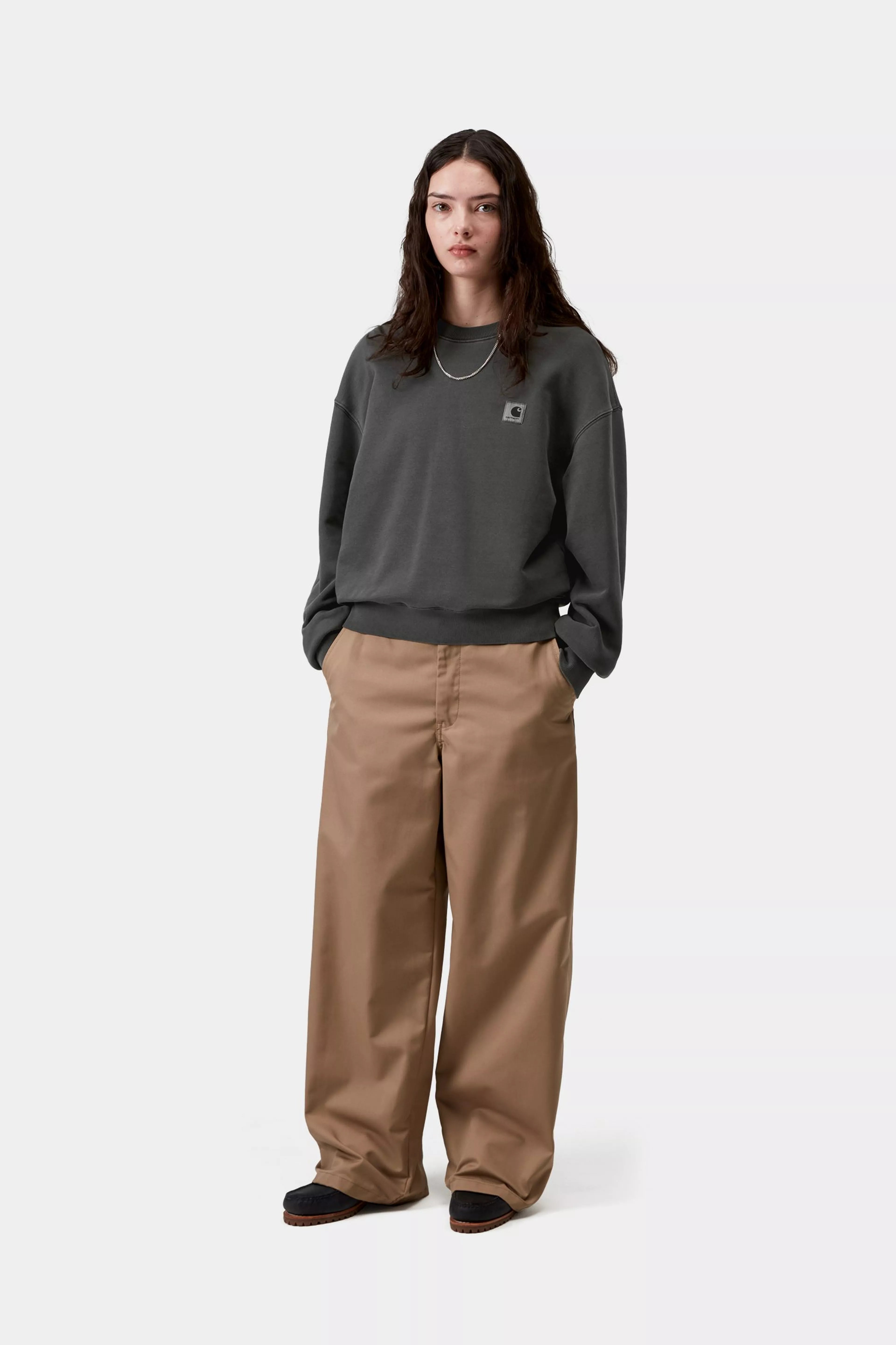 W' Nelson Sweat - Black (garment dyed)