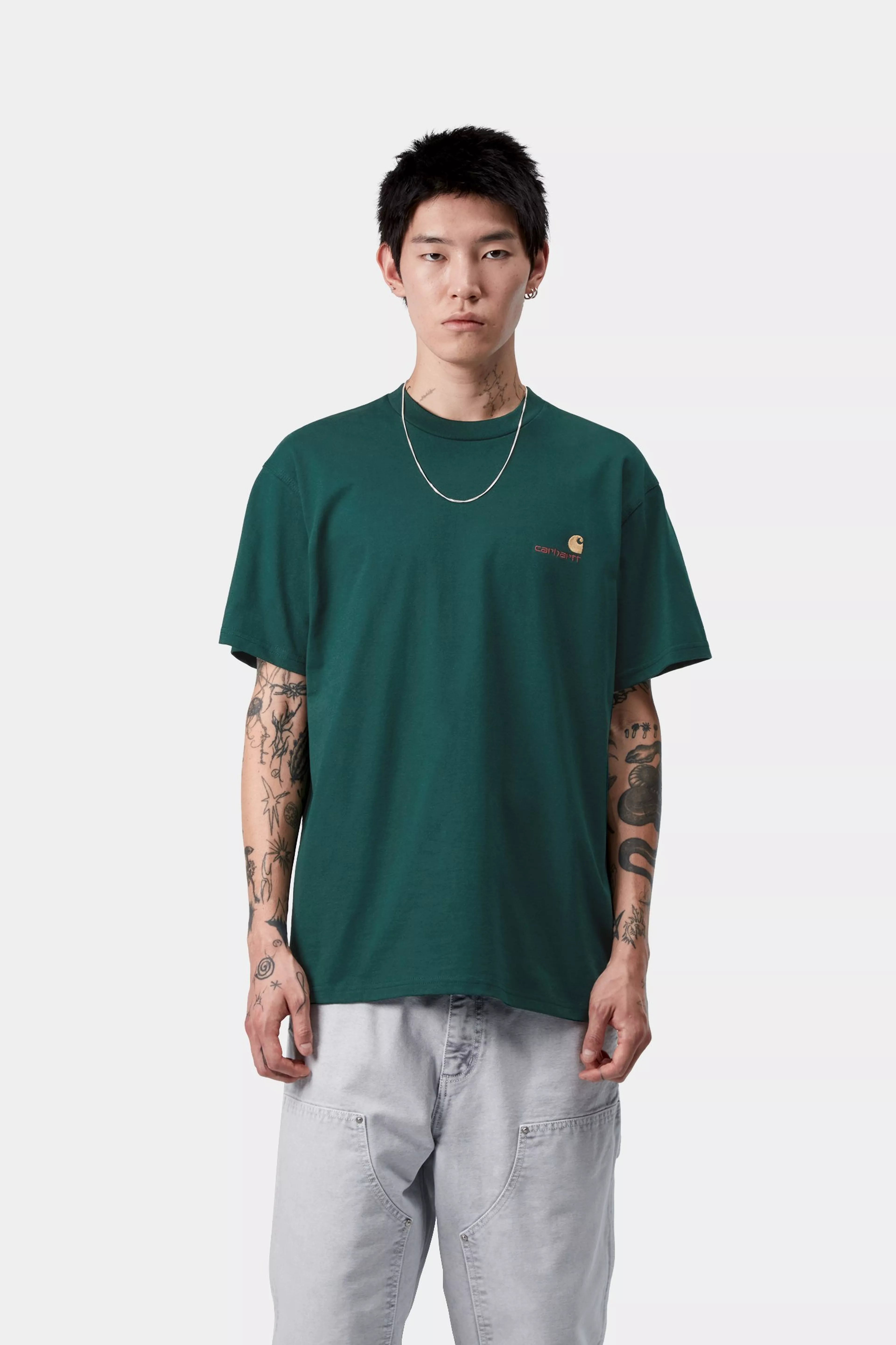 S/S AMERICAN SCRIPT T-SHIRT - Dark Fir