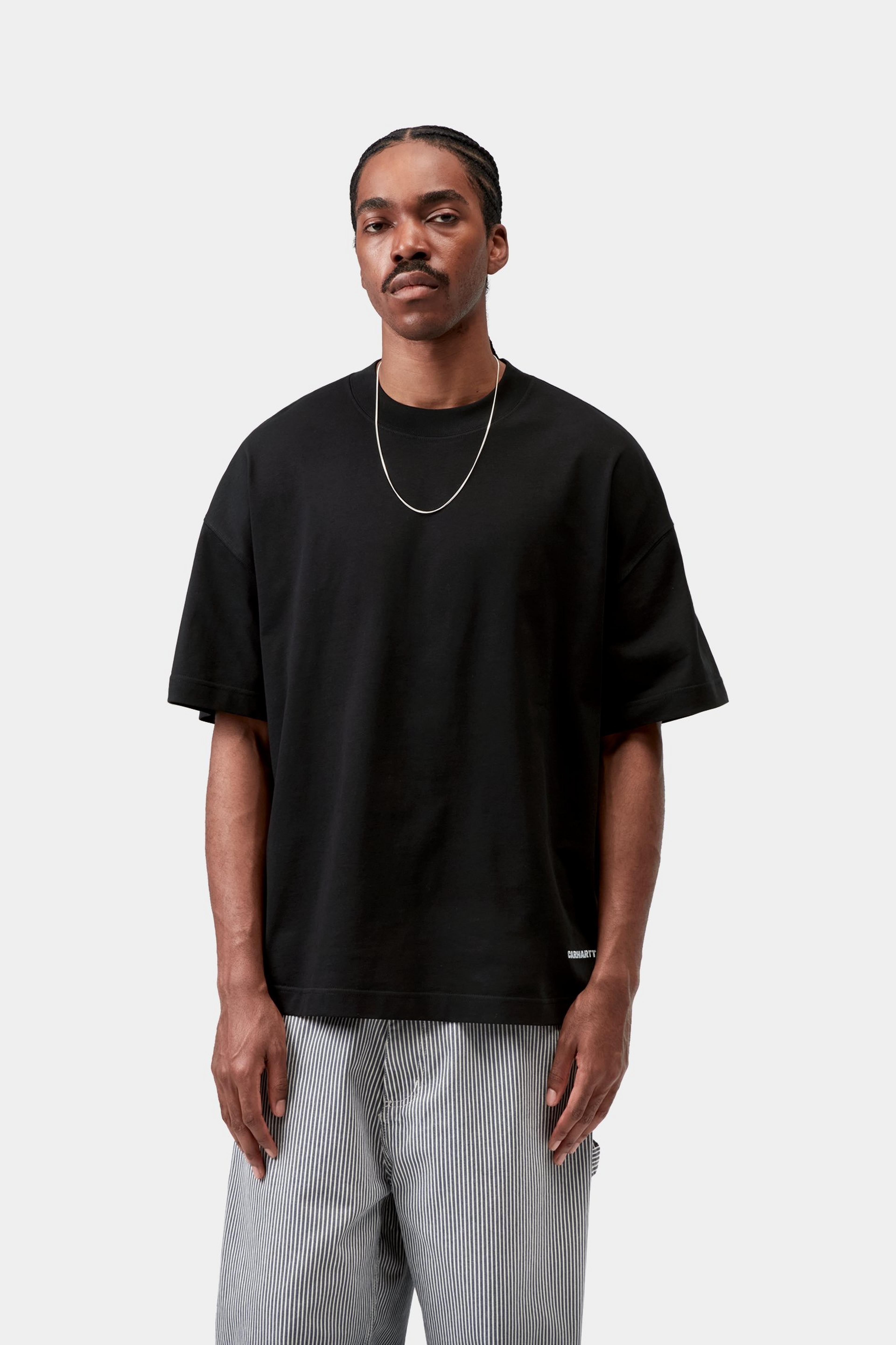 S/S Link Script T-Shirt - Black / White