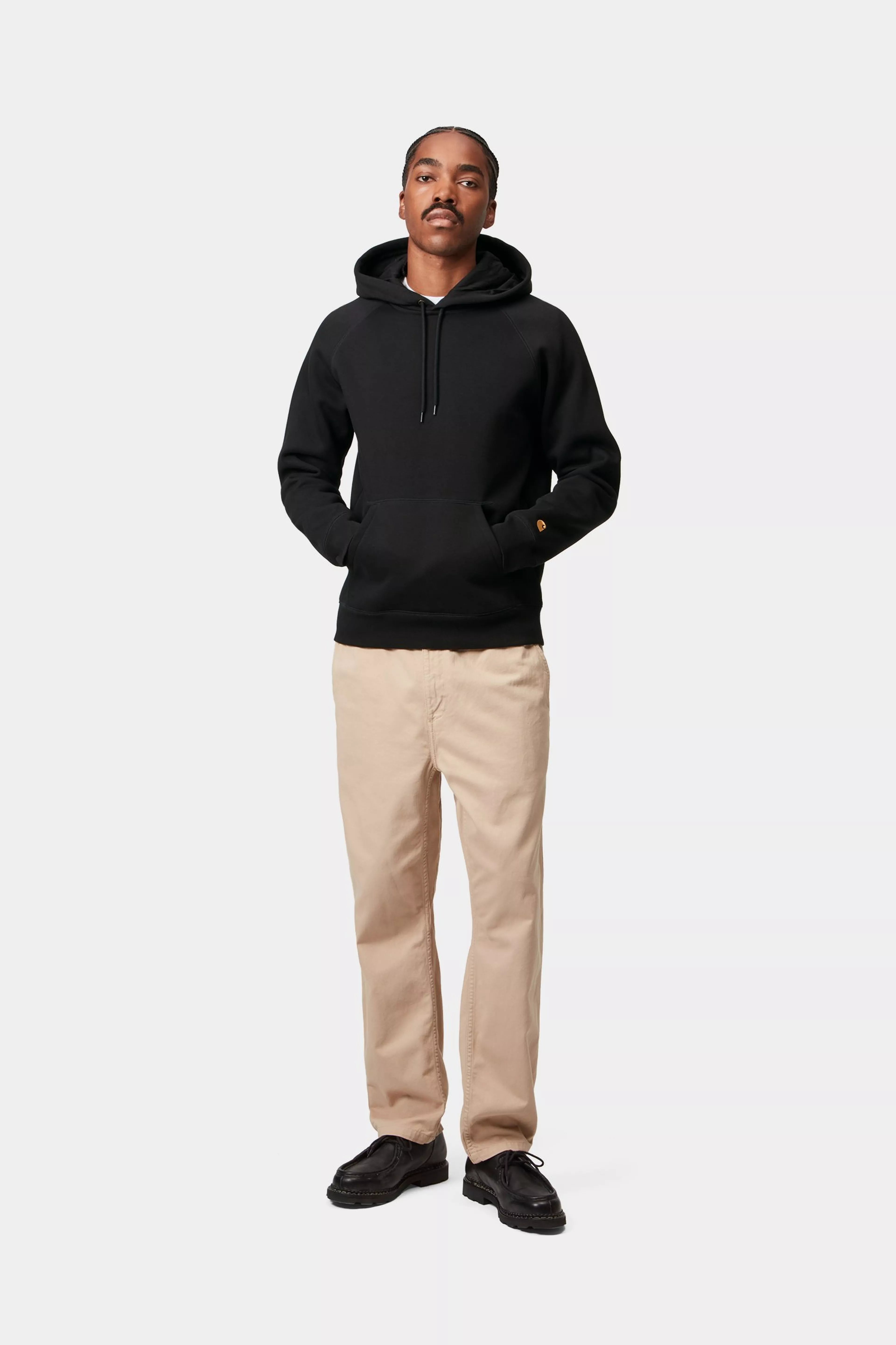 HOODED CHASE SWEAT - Black / Gold