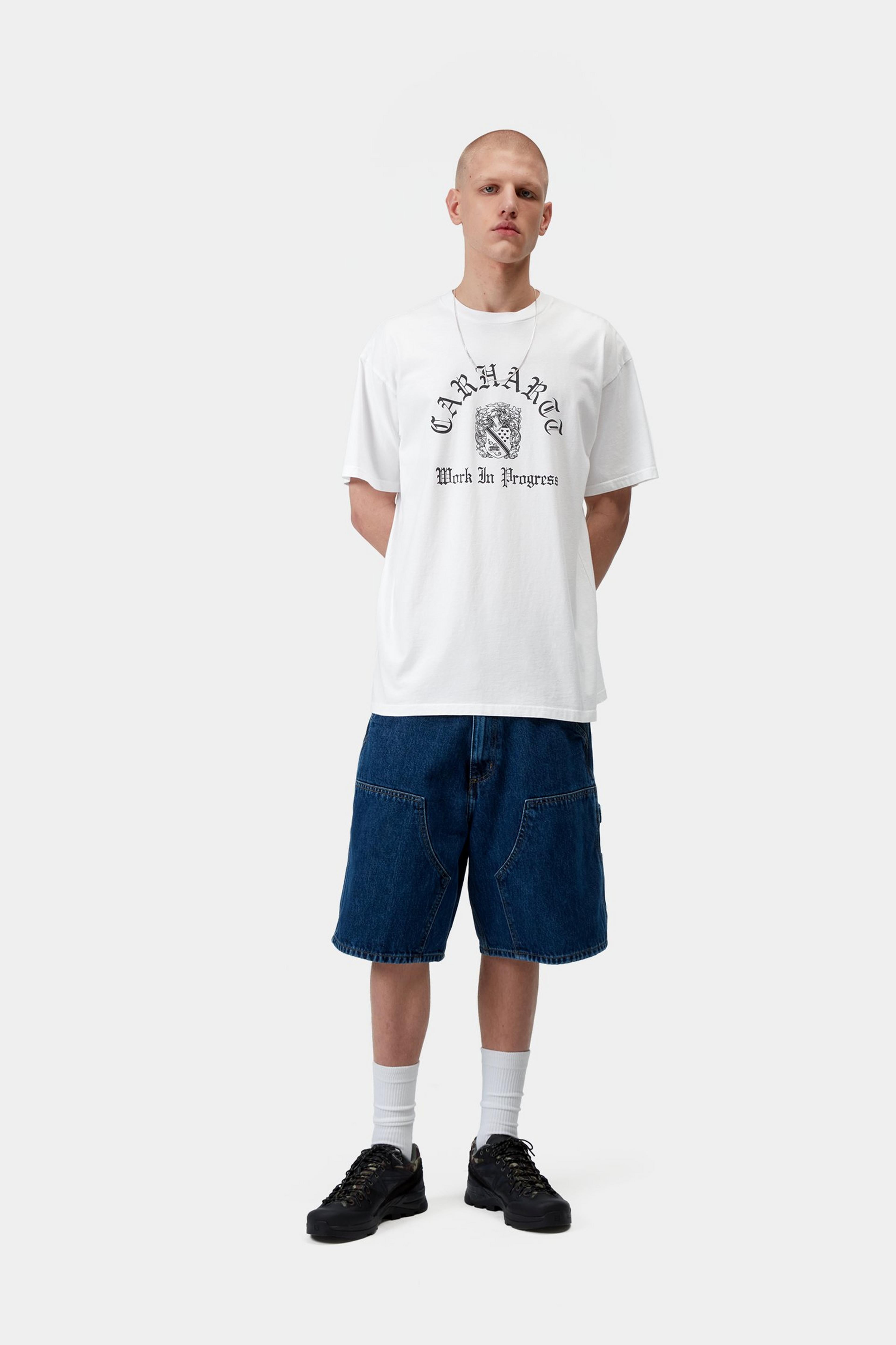 S/S Coat Of Arms T-Shirt - White (heavy stone wash)