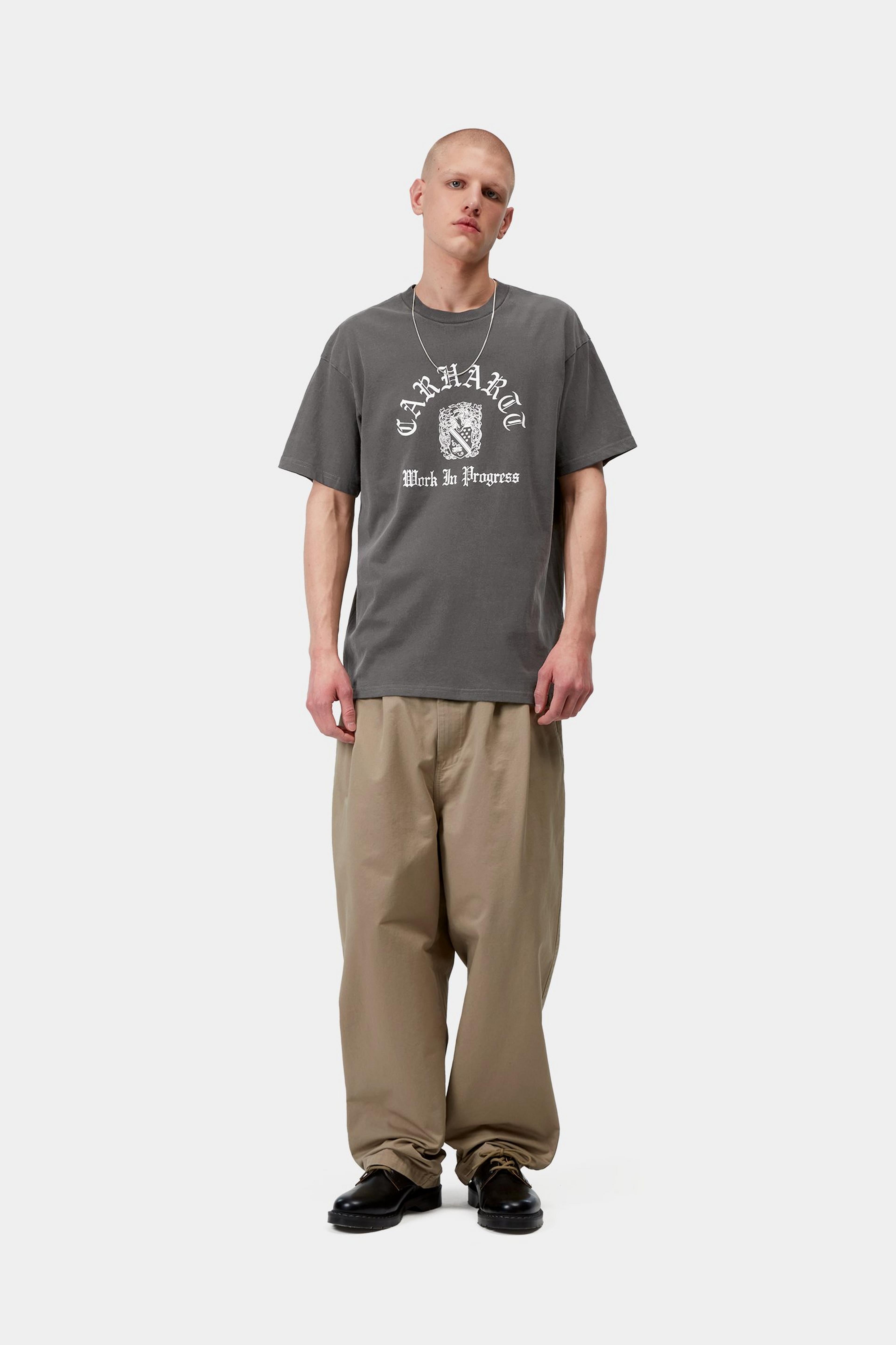 S/S Coat Of Arms T-Shirt - Black (garment dyed)