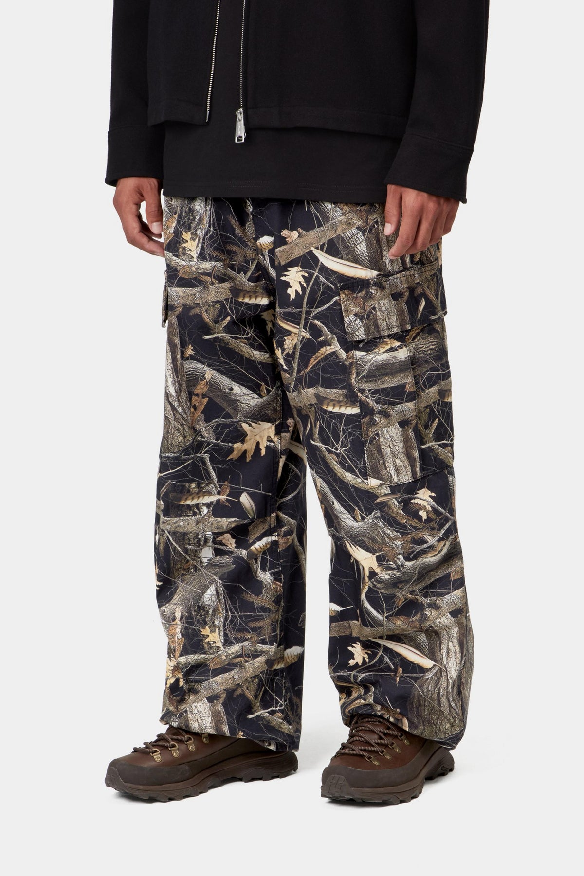 Osborn Cargo Pant - Camo Feather Tree, Black rinsed