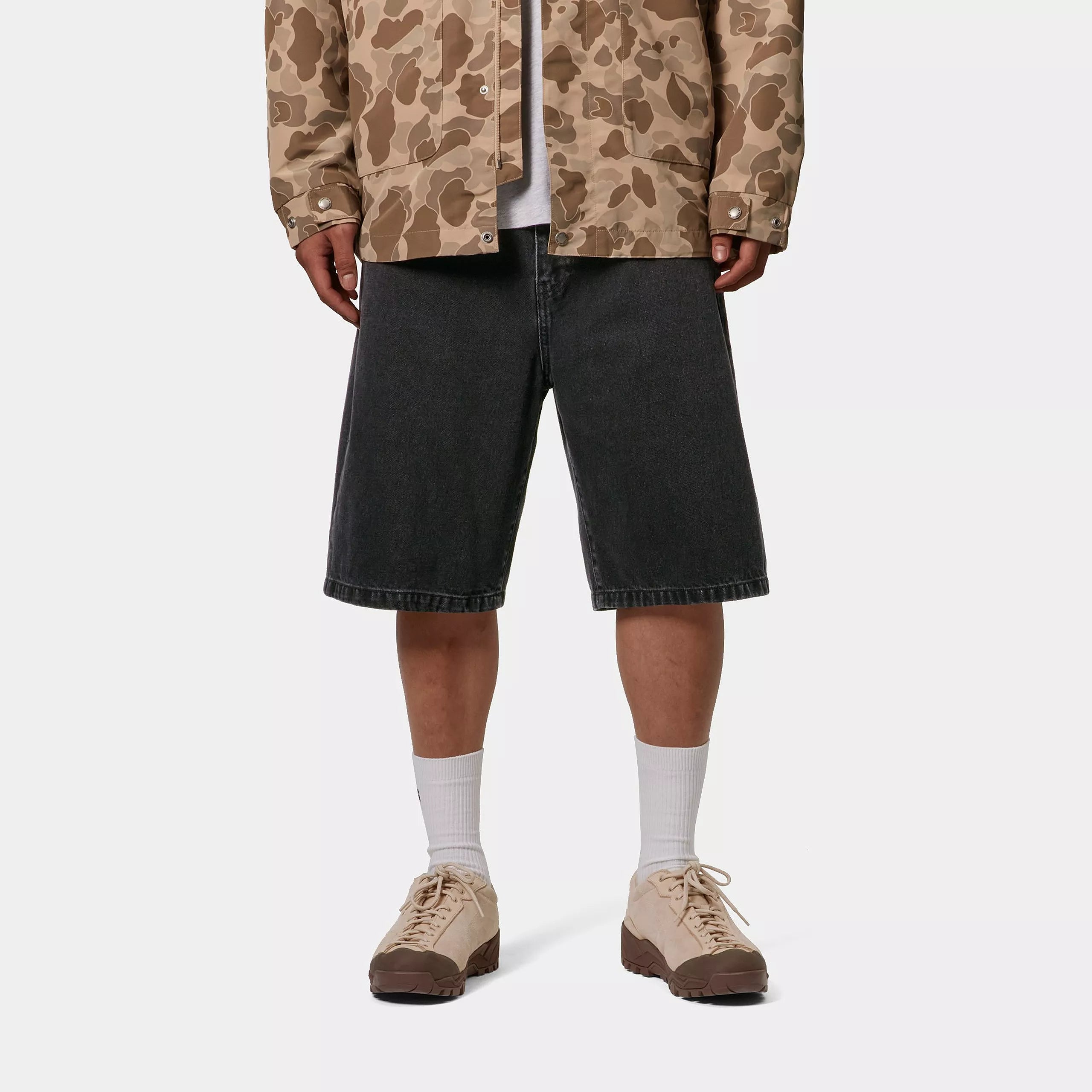 LANDON SHORT - Black (stone washed)