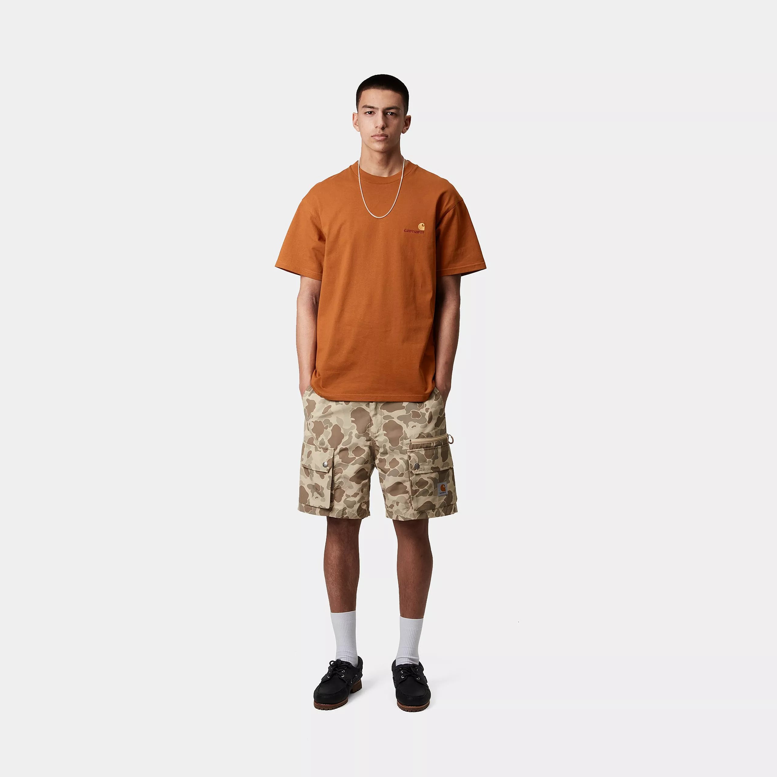 S/S AMERICAN SCRIPT T-SHIRT - Sienna