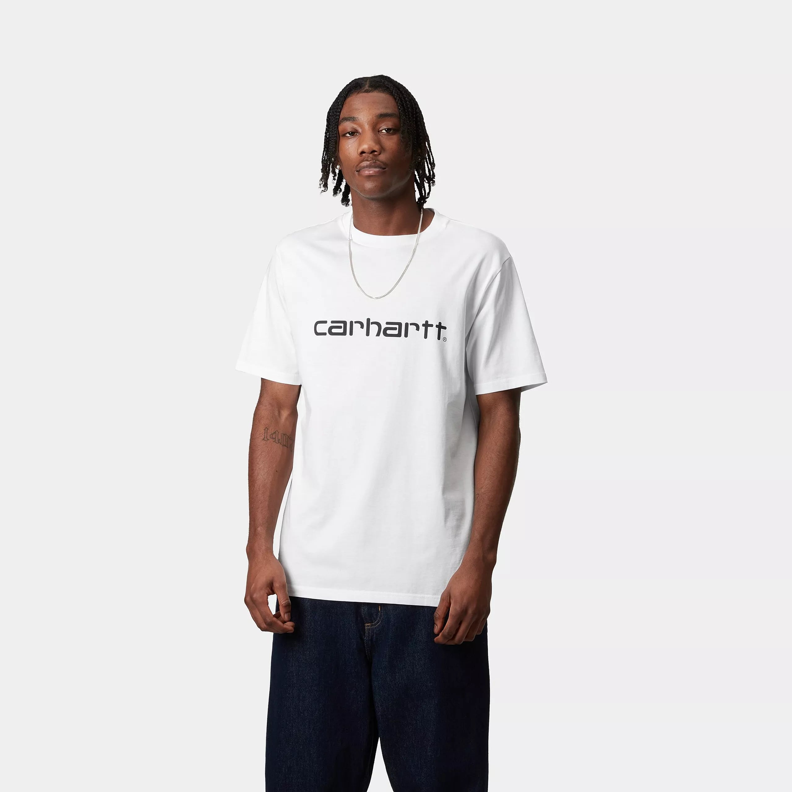 S/S SCRIPT T-SHIRT - White / Black