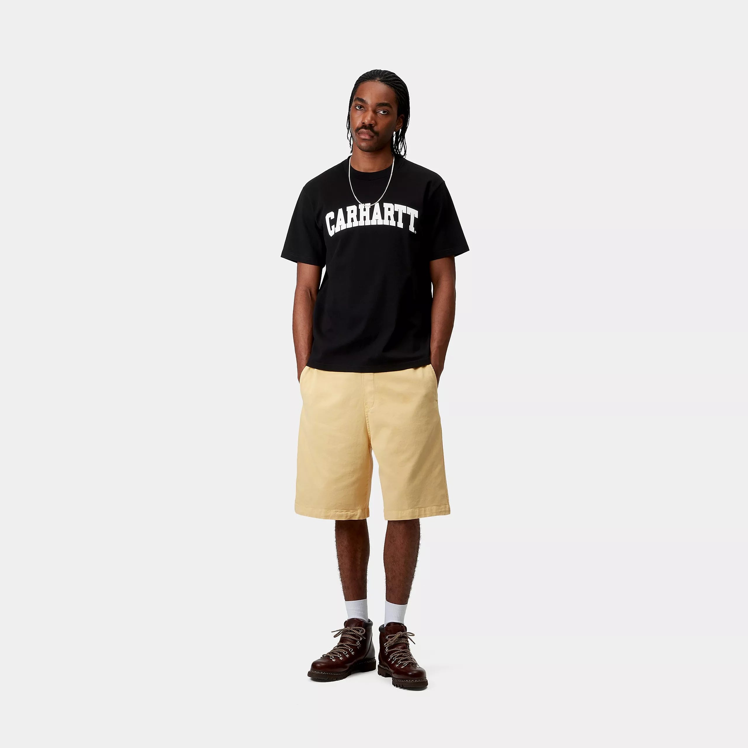 ショートスリーブユニバーシティTシャツ