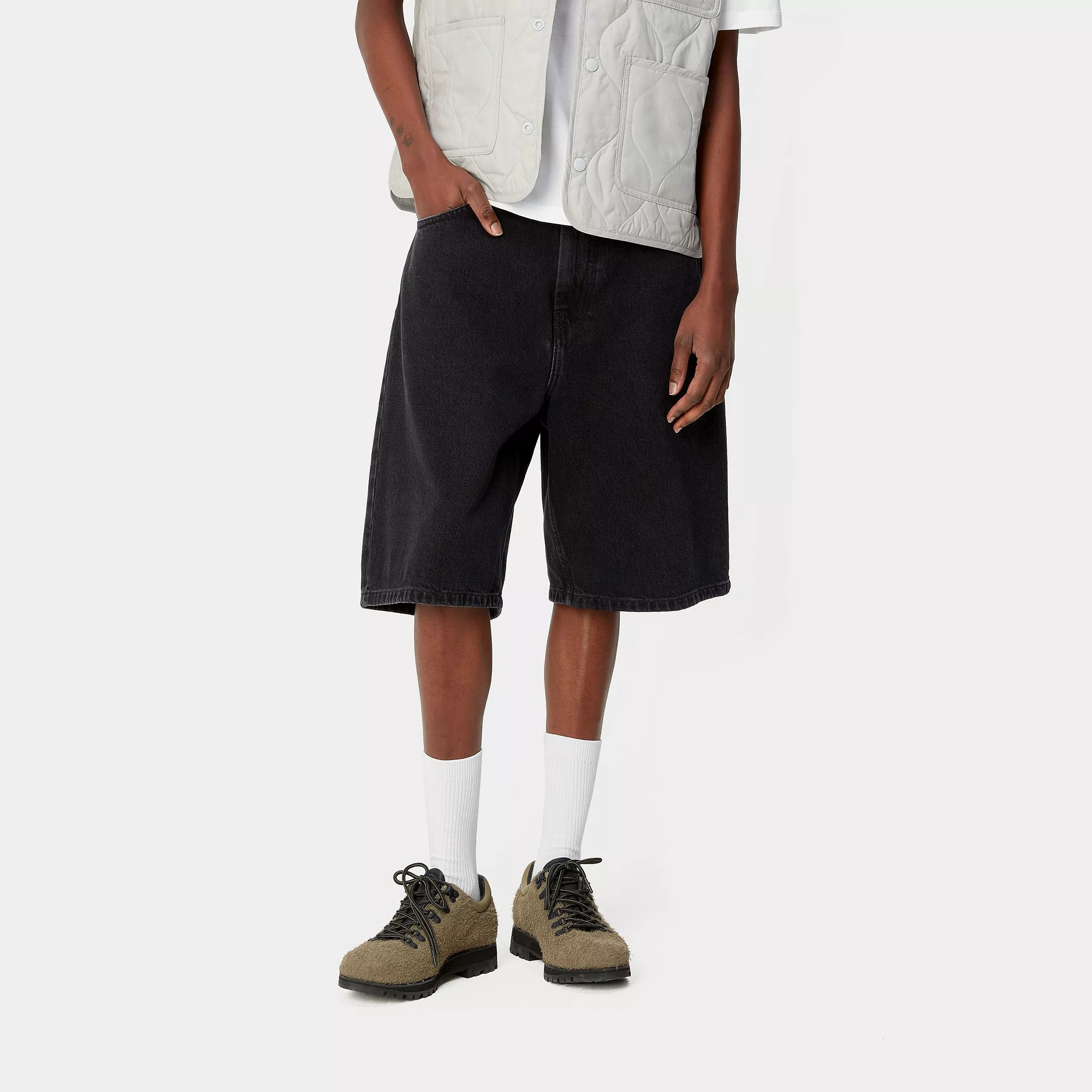 W' BRANDON SHORT - Black (stone washed)