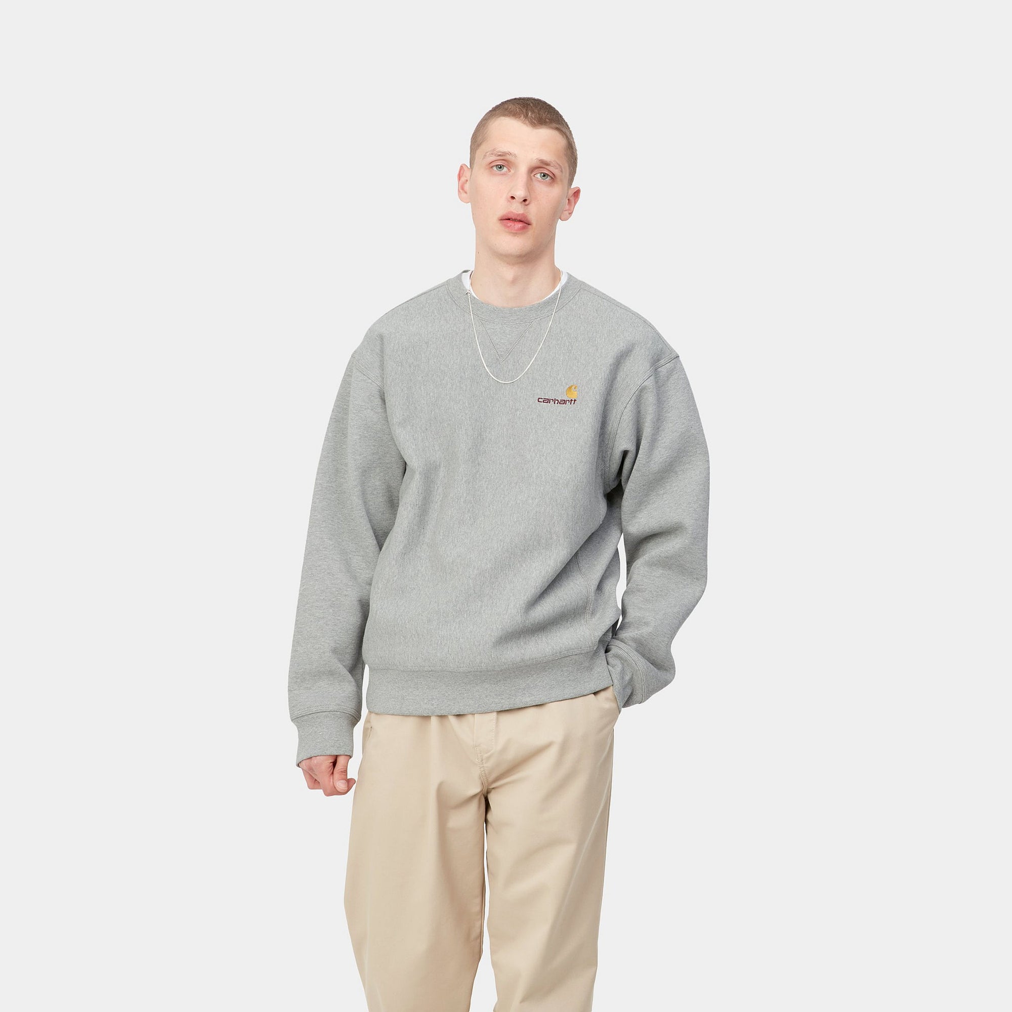 Carhartt  アメリカンスクリプトスウェットシャツ